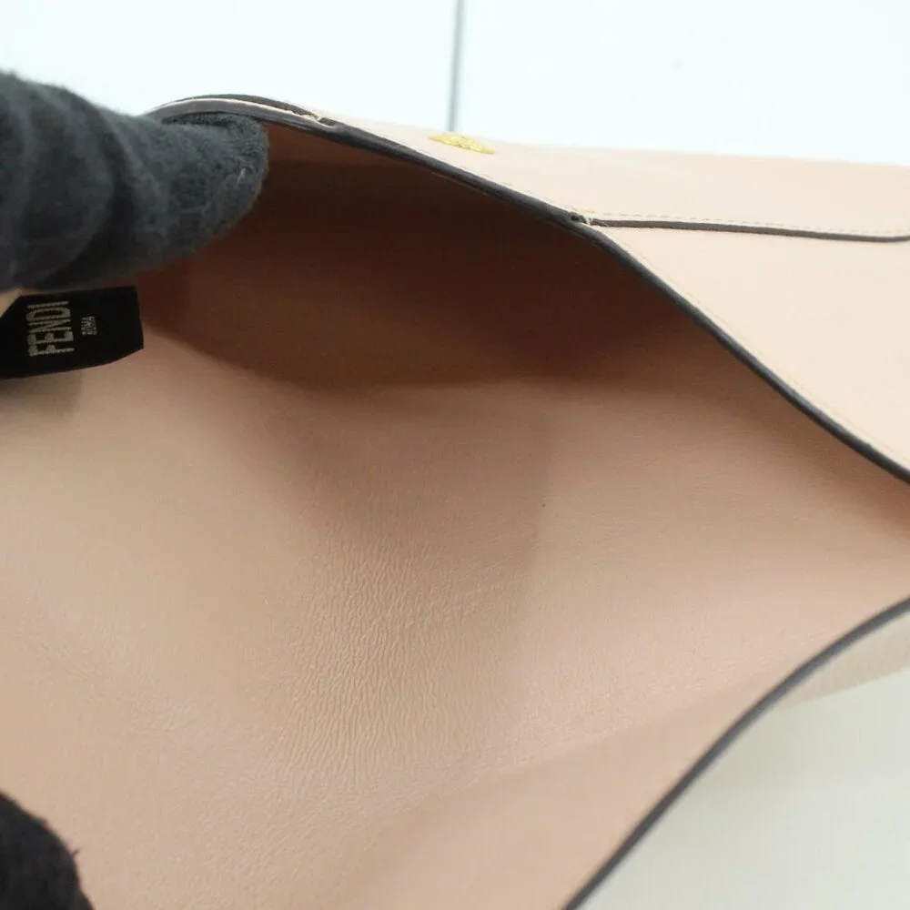 Fendi Blush-Beige Leather Envelope Clutch - Picture 4 of 6